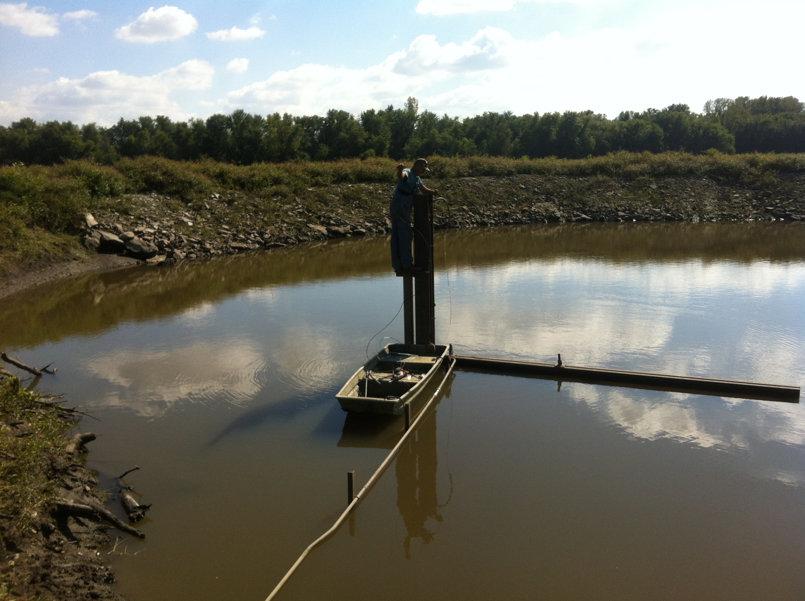 Опыт использования датчиков Keller в реках и рвах для мониторинга дамб